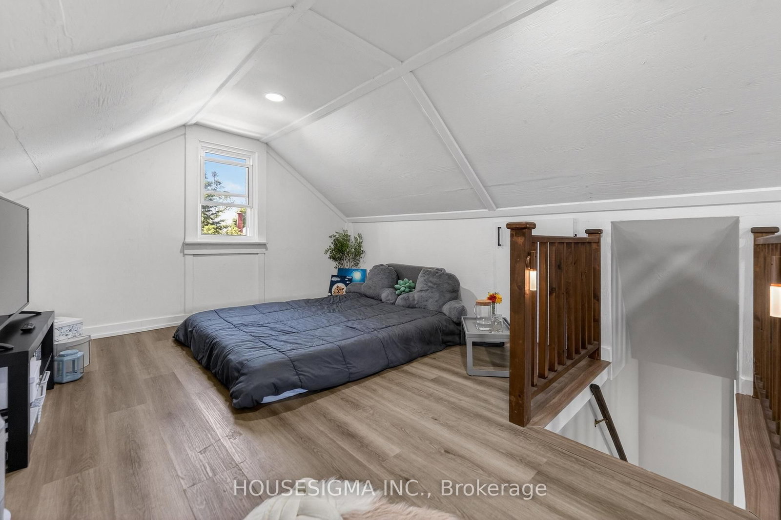 88 Page Street • St. Catharines, ON photo 27