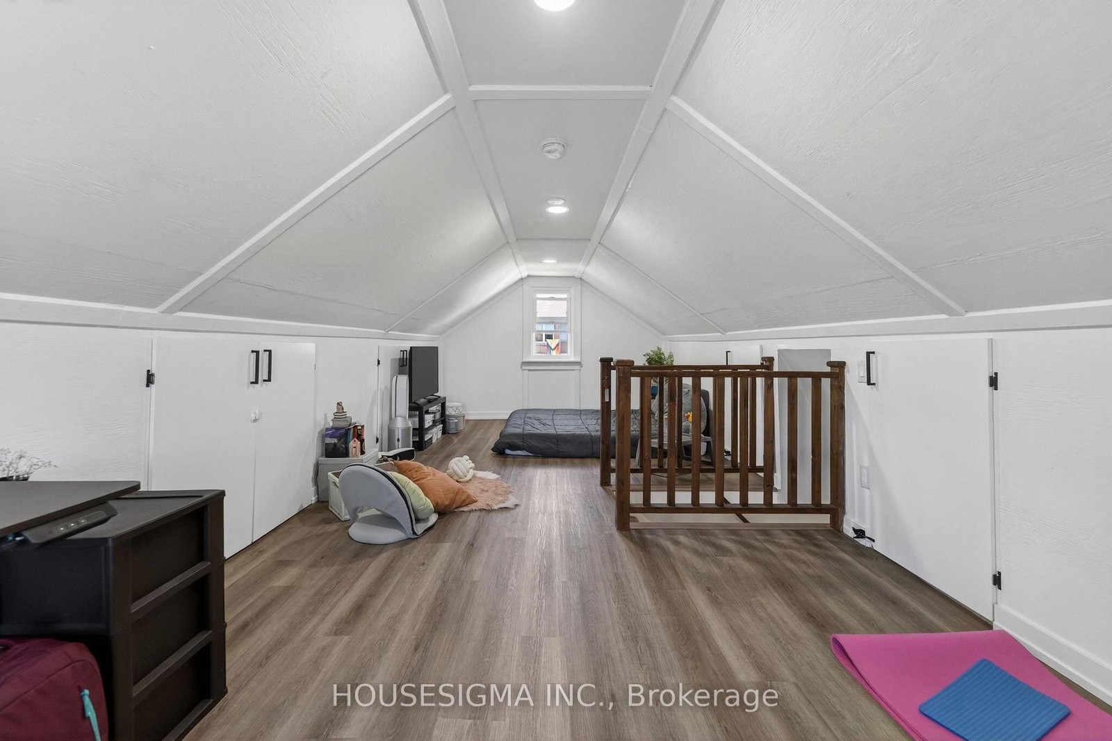 88 Page Street • St. Catharines, ON photo 32