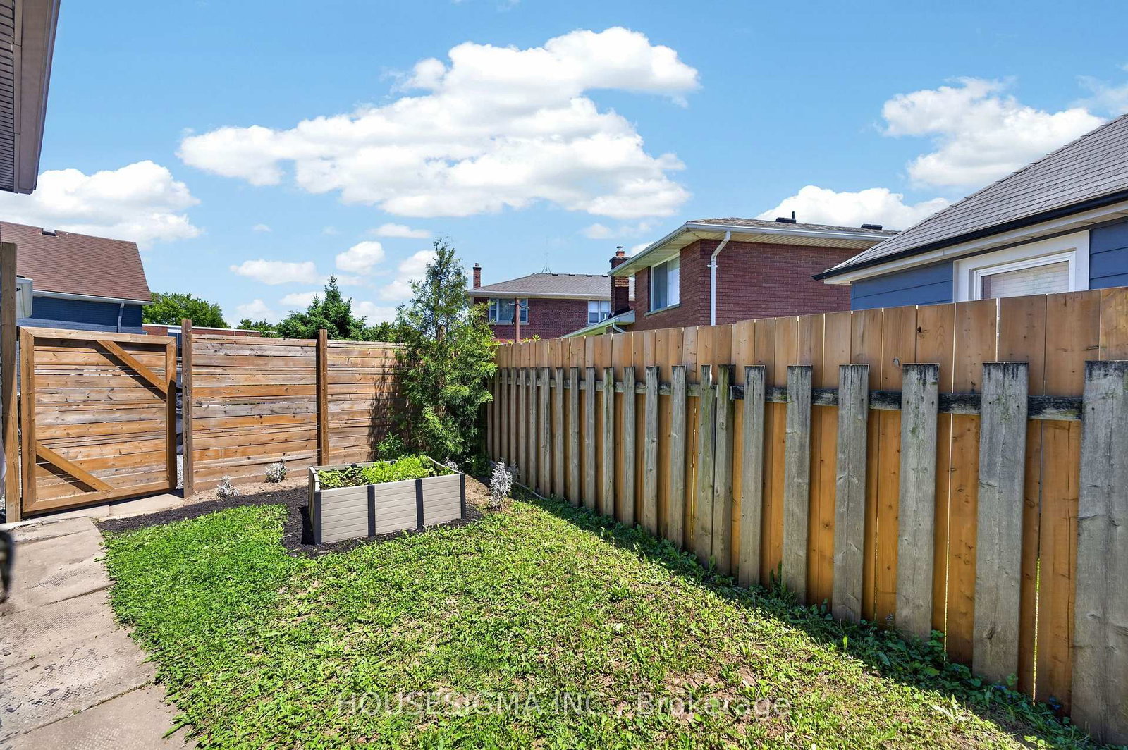 88 Page Street • St. Catharines, ON photo 43