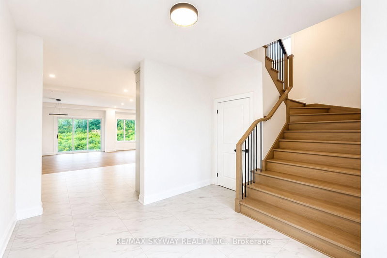 6333 Jewel Common