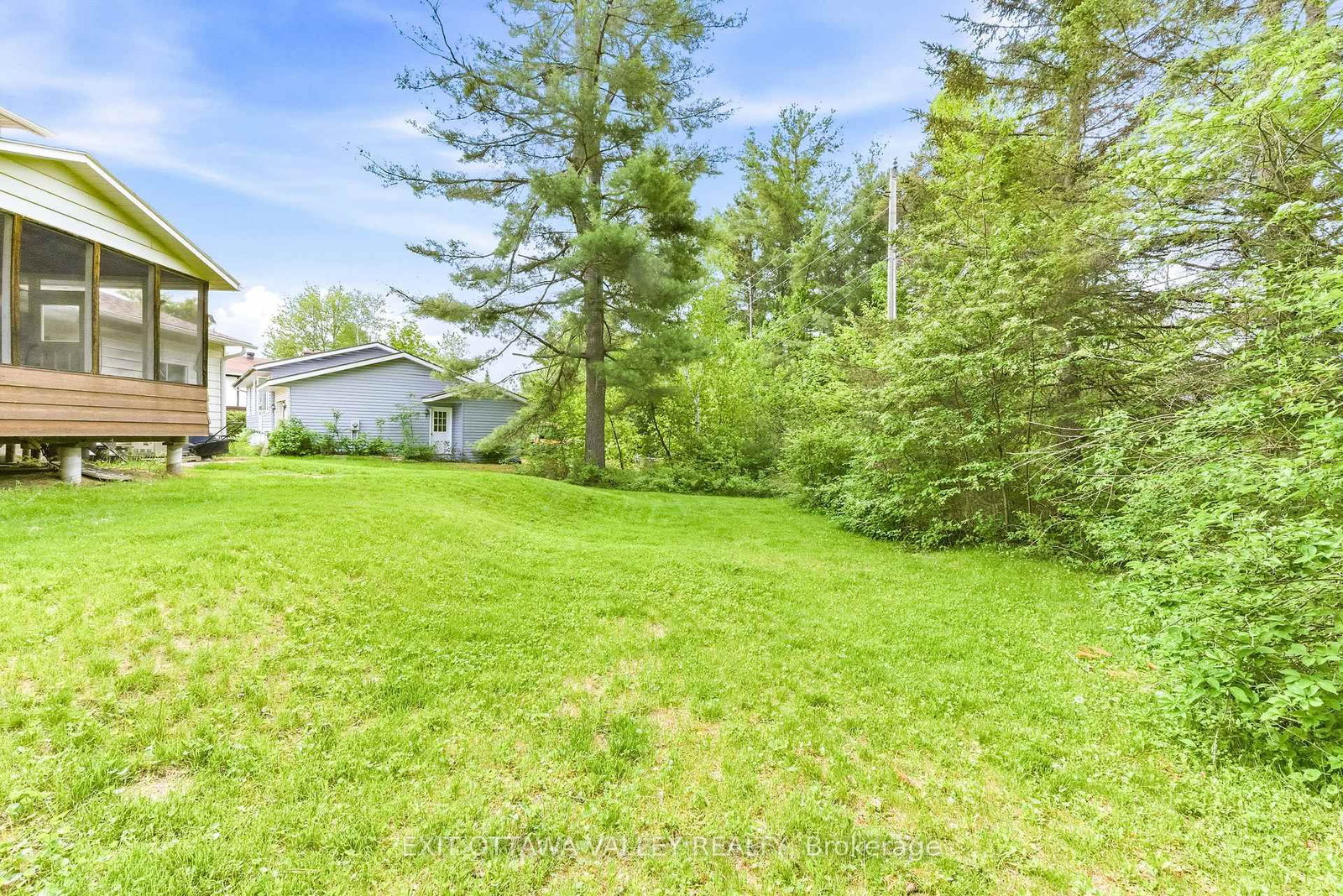 13 Tamarack Street • Deep River, ON photo 27