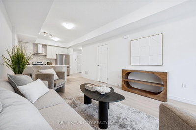 73 Lomond Lane • Kitchener, ON photo 3