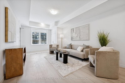 73 Lomond Lane • Kitchener, ON photo 4