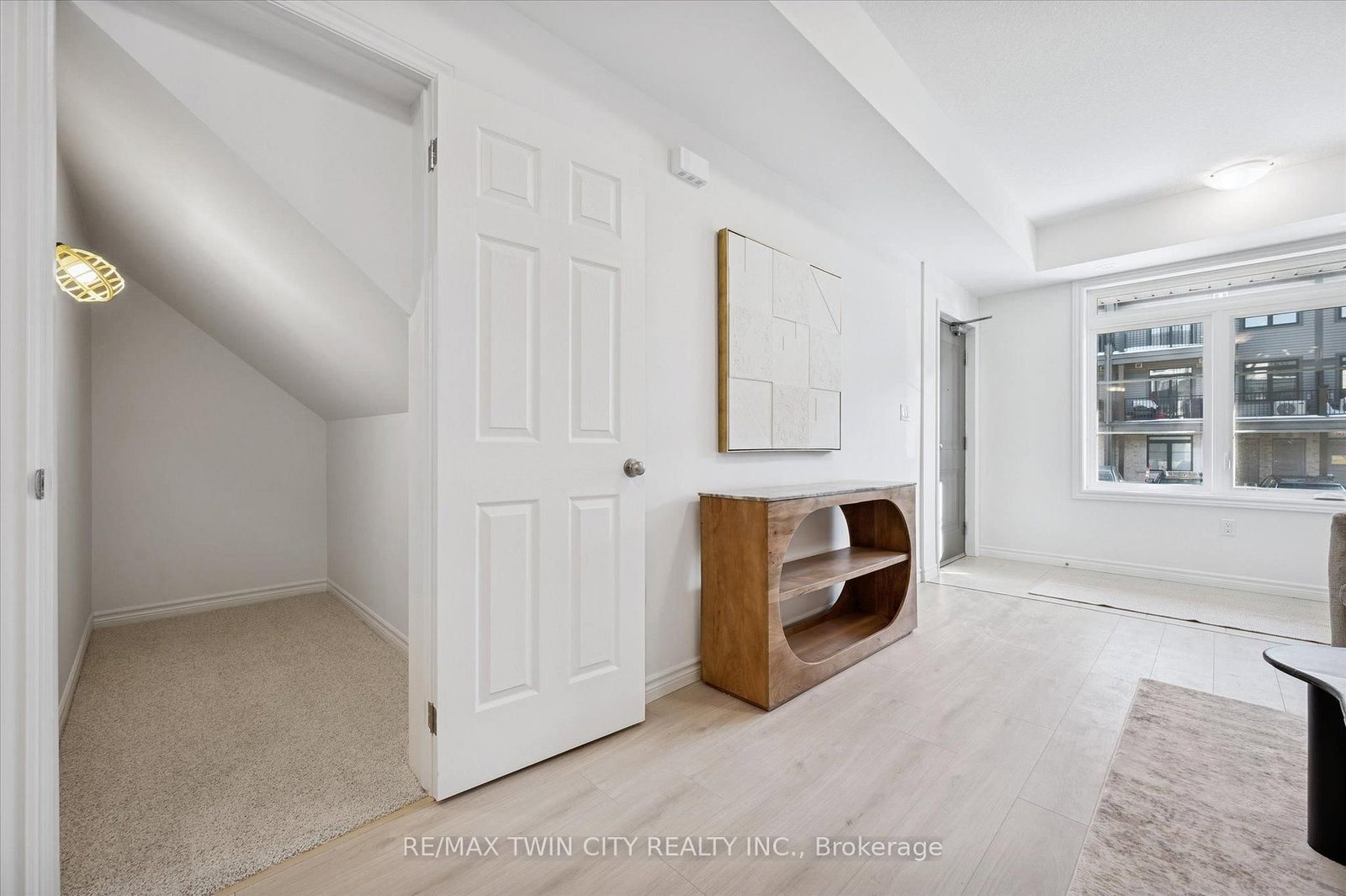 73 Lomond Lane • Kitchener, ON photo 6