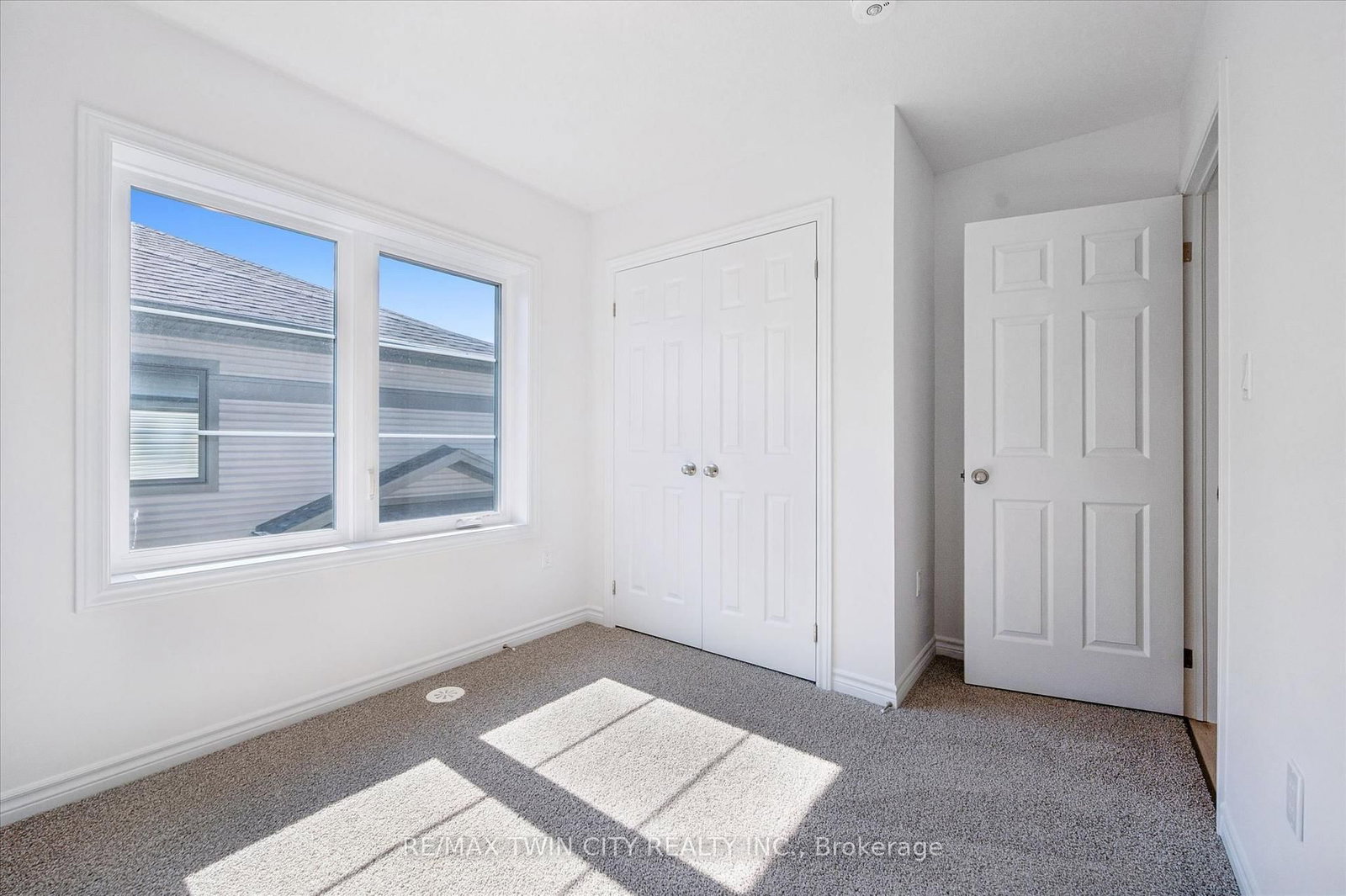 43 Lomond Lane • Kitchener, ON photo 23