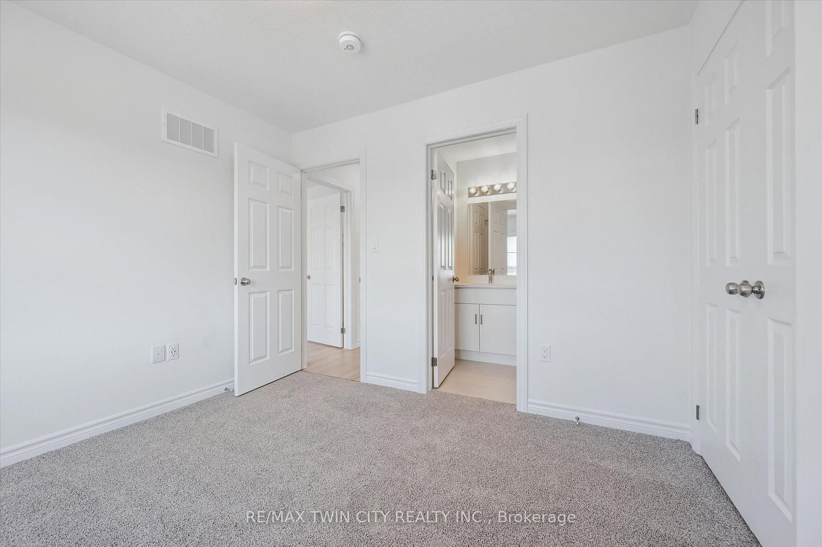 43 Lomond Lane • Kitchener, ON photo 26