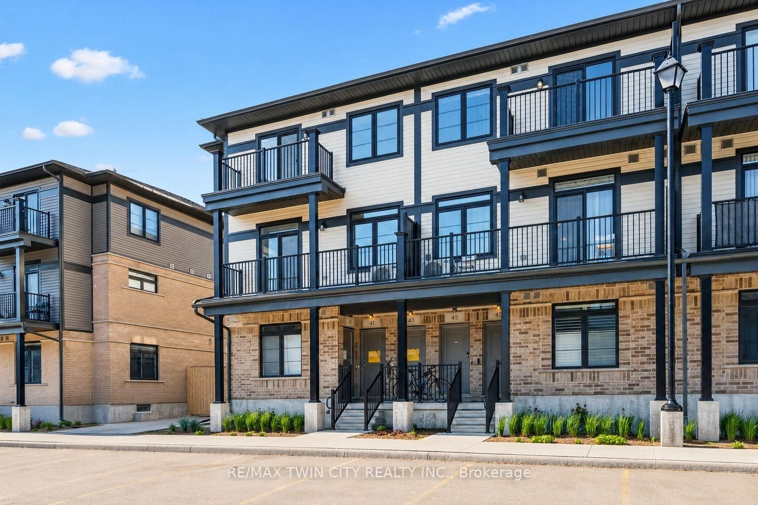43 Lomond Lane • Kitchener, ON photo 37