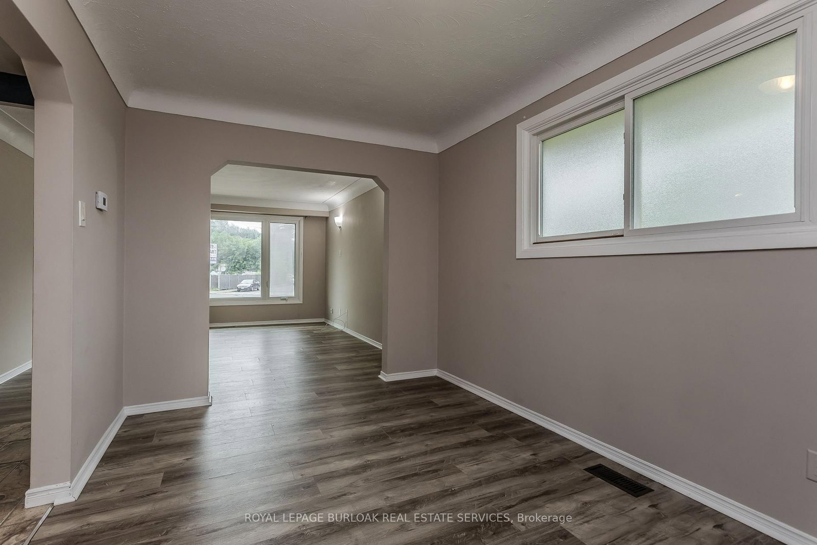 307 Dunsmure Road • Hamilton, ON photo 13