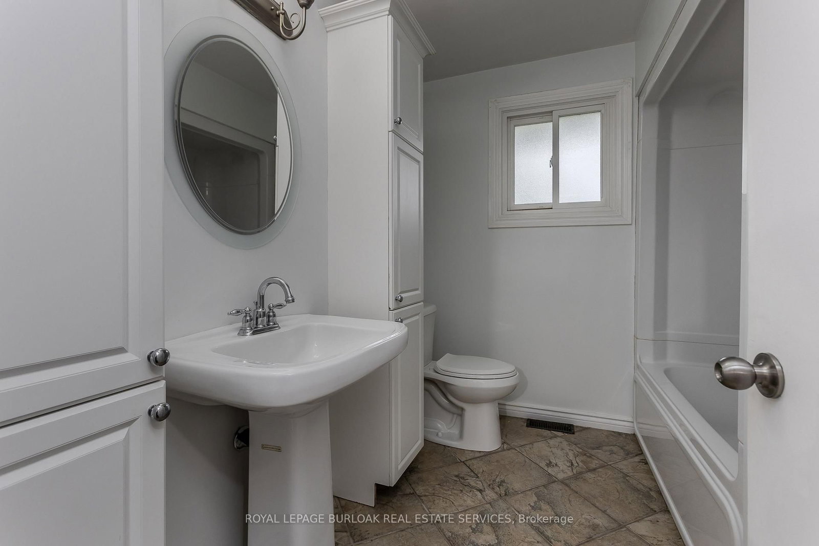 307 Dunsmure Road • Hamilton, ON photo 17