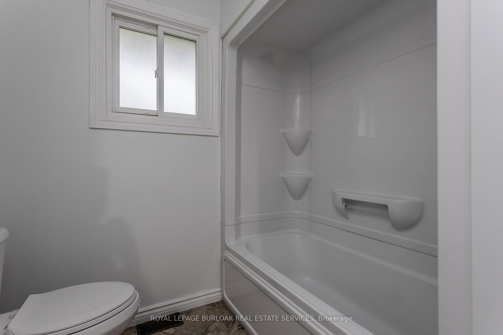 307 Dunsmure Road • Hamilton, ON photo 18