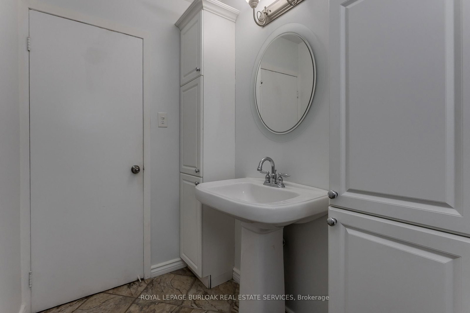 307 Dunsmure Road • Hamilton, ON photo 19
