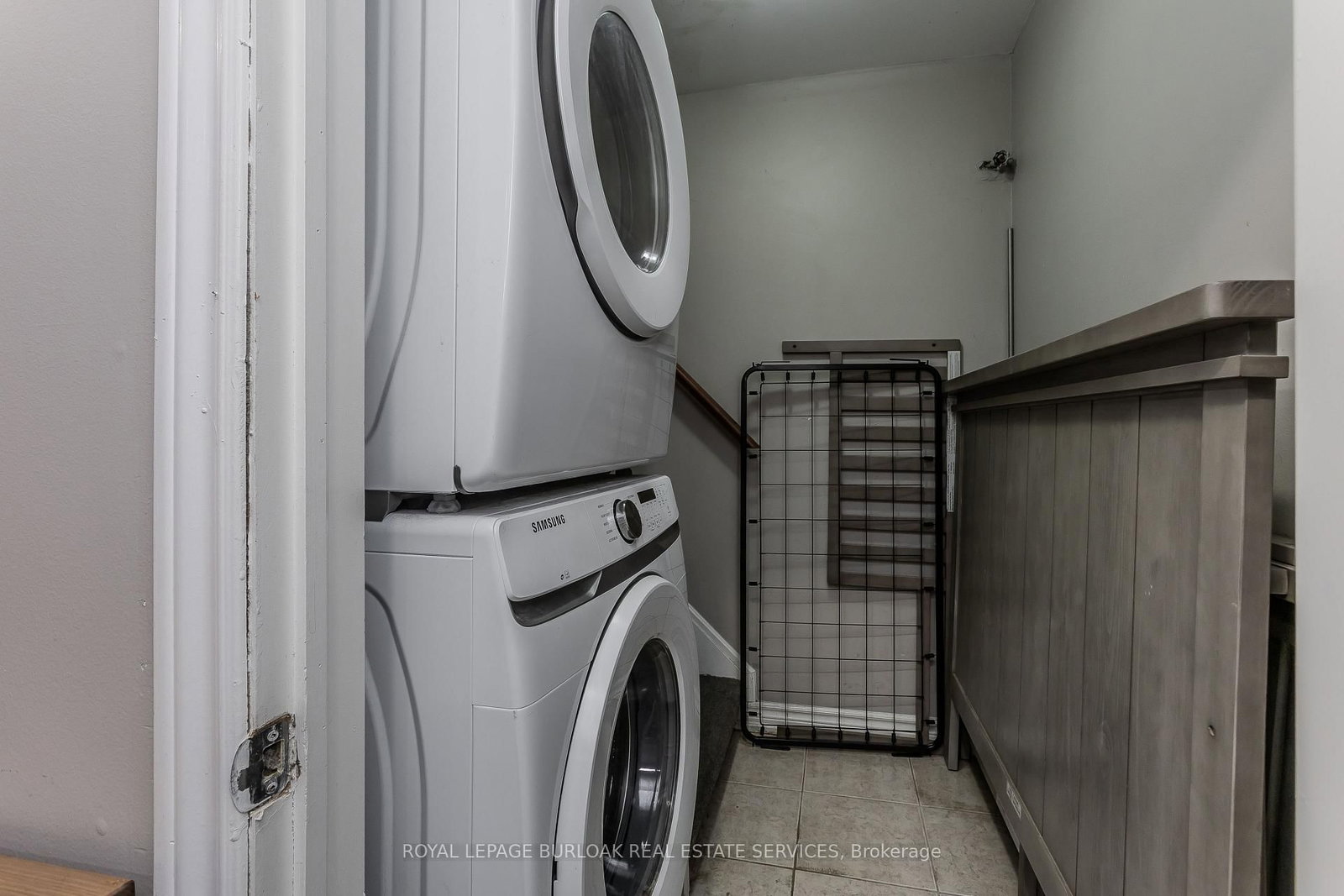 307 Dunsmure Road • Hamilton, ON photo 29