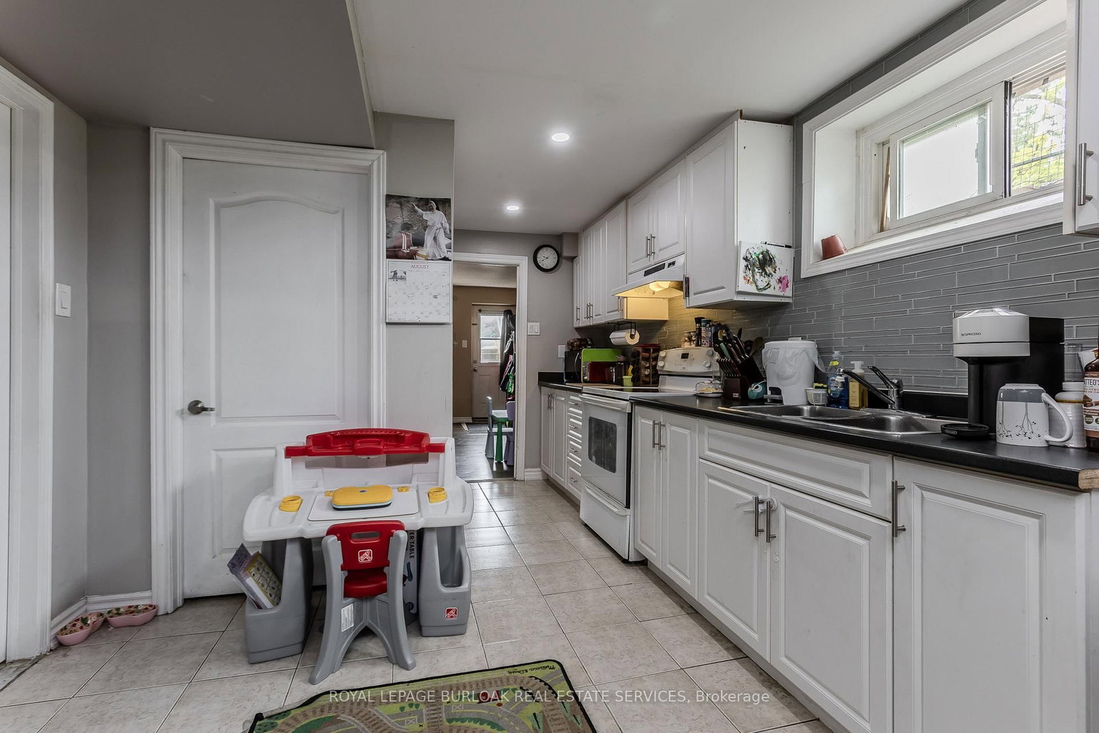 307 Dunsmure Road • Hamilton, ON photo 32