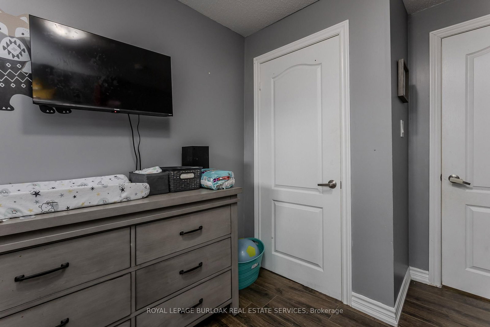 307 Dunsmure Road • Hamilton, ON photo 40