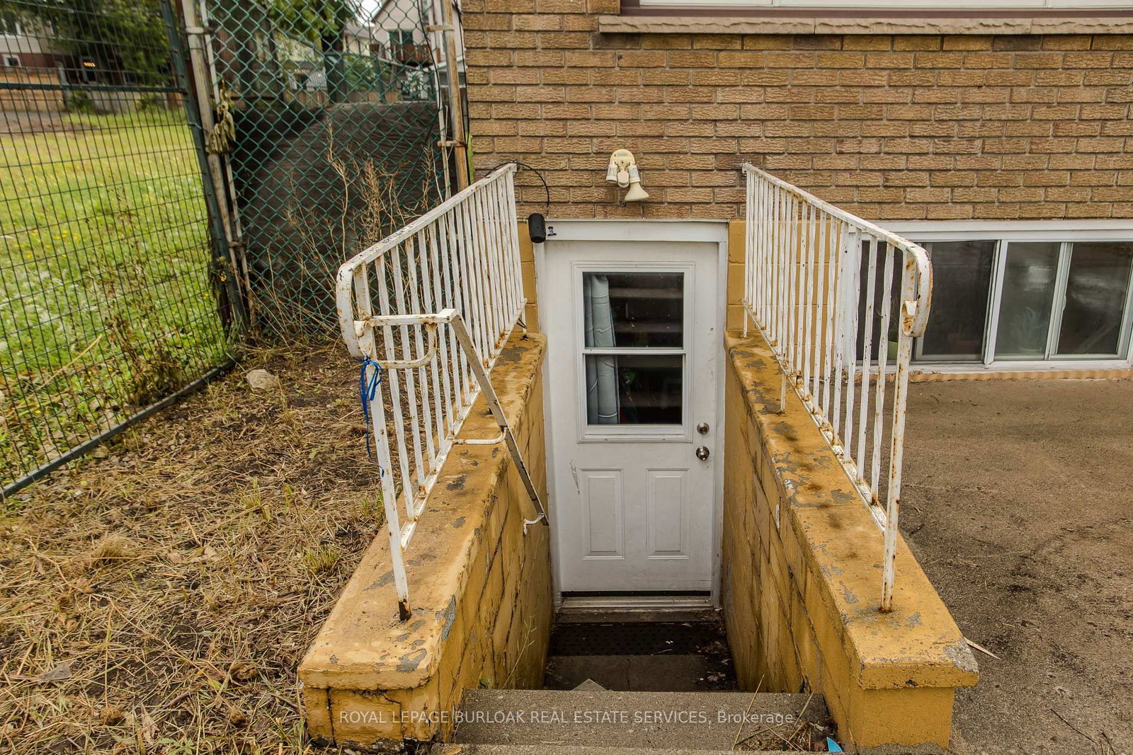 307 Dunsmure Road • Hamilton, ON photo 45