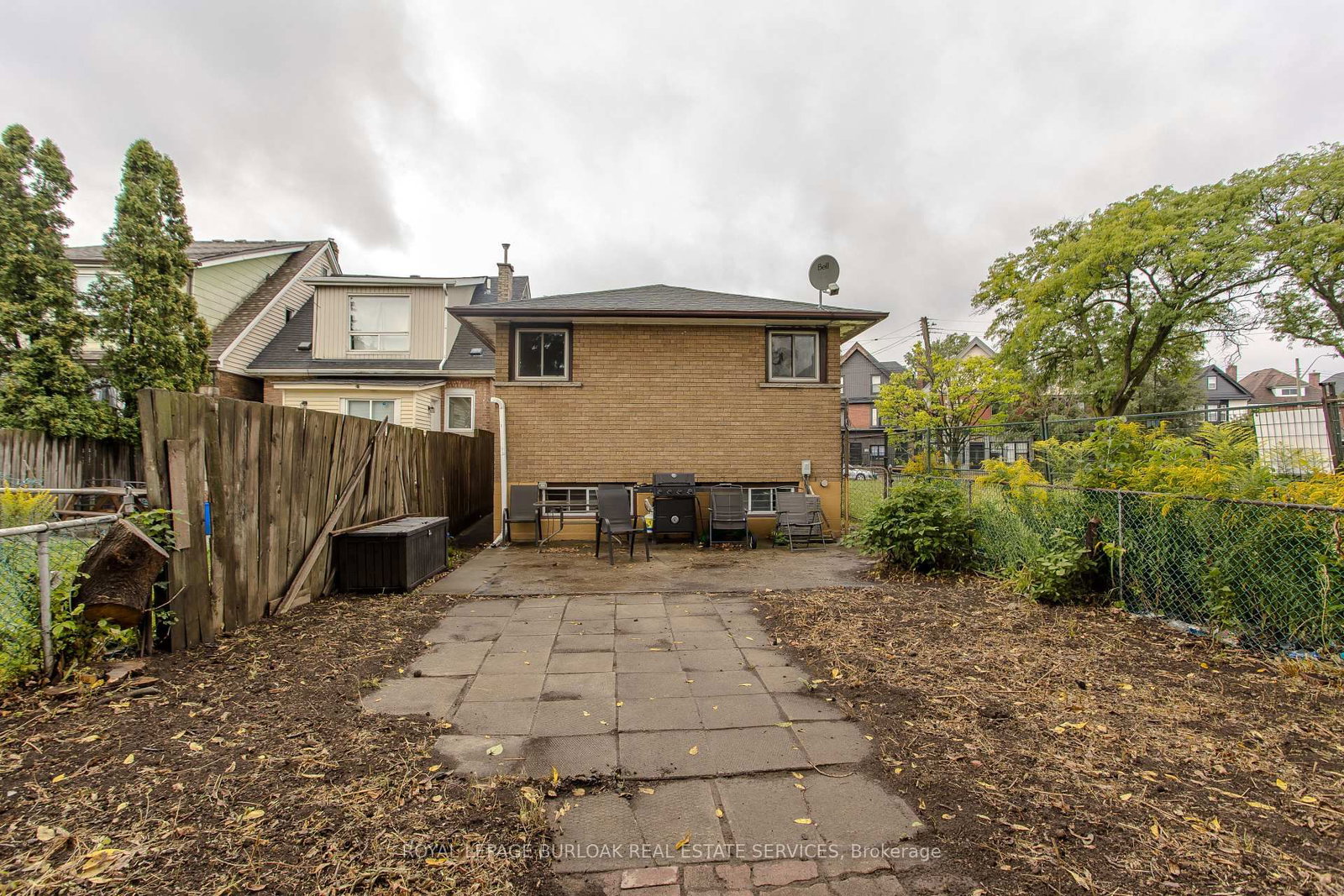 307 Dunsmure Road • Hamilton, ON photo 46