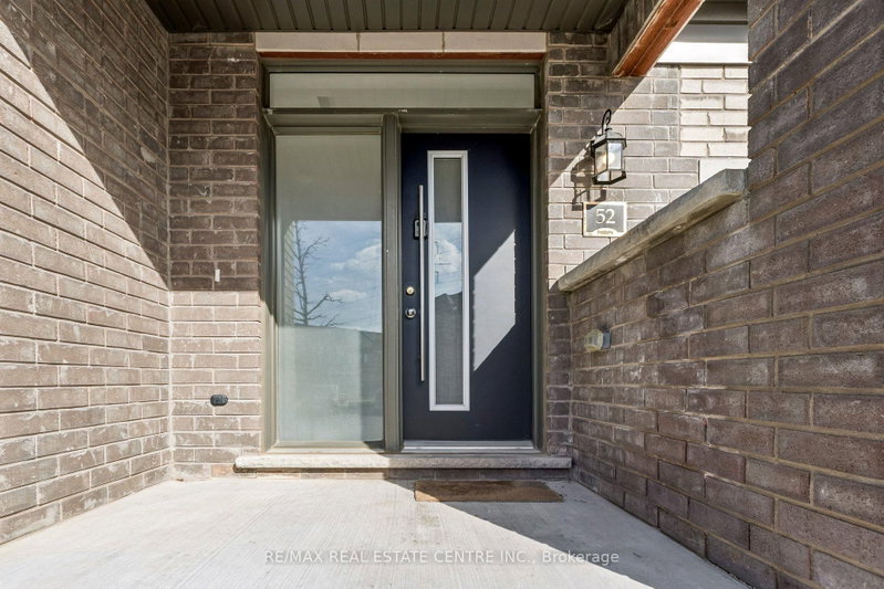 52 - 166 Deerpath Drive