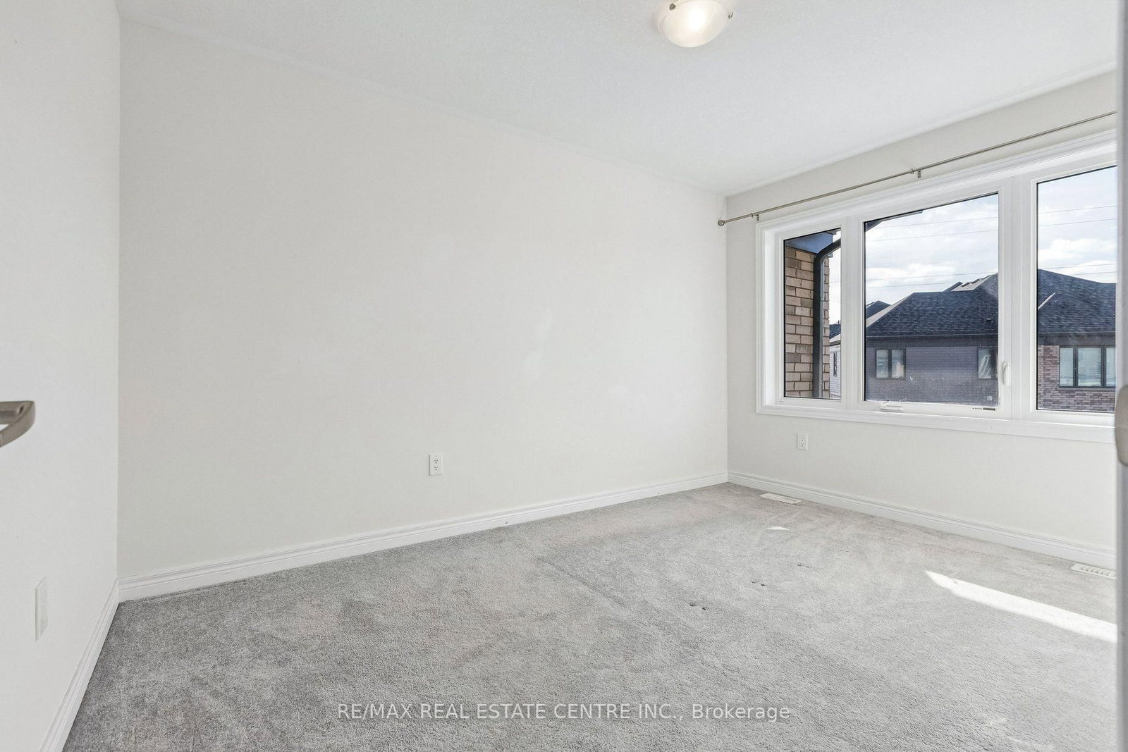 166 Deerpath Drive • Guelph, ON photo 32