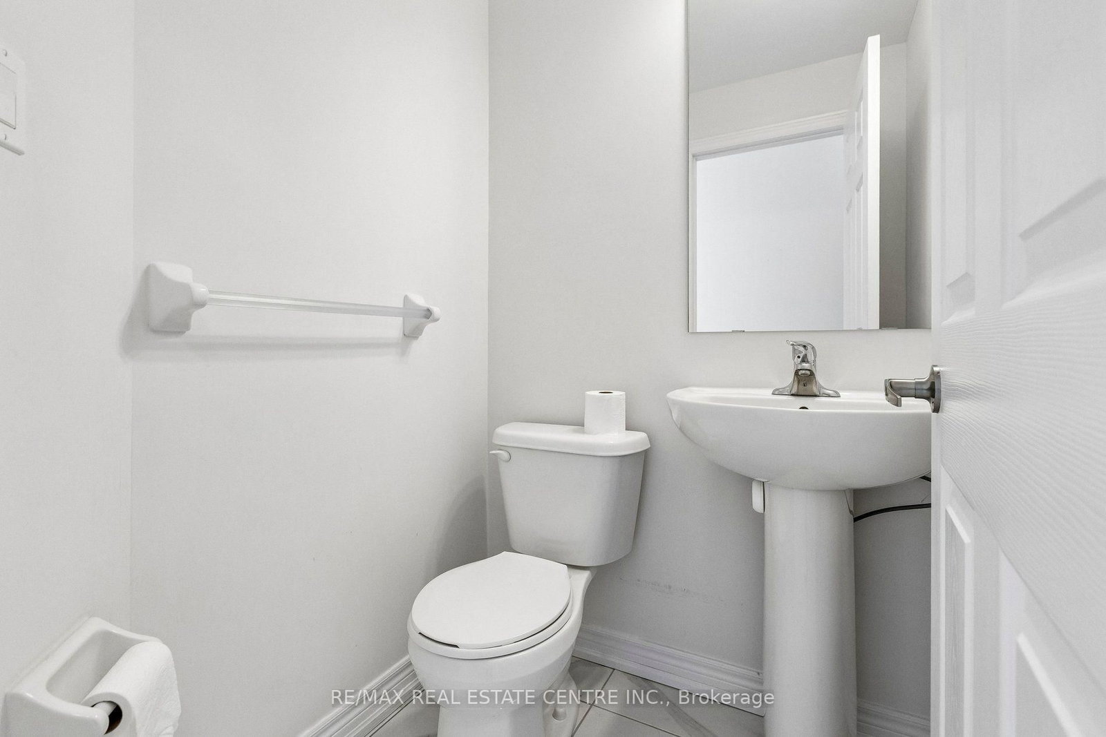 166 Deerpath Drive • Guelph, ON photo 6