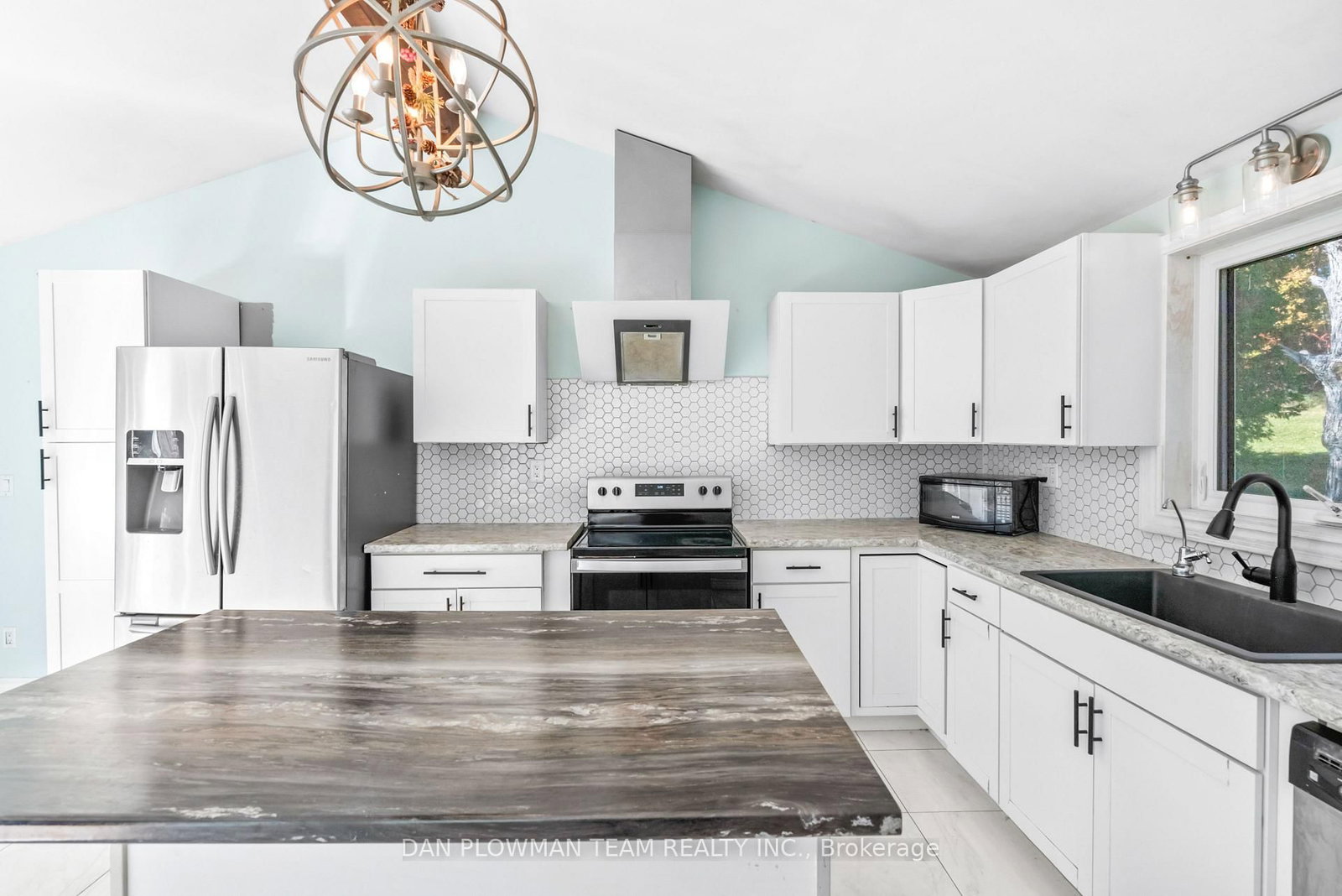 236 Rutherford Road • Alnwick/Haldimand, ON photo 9