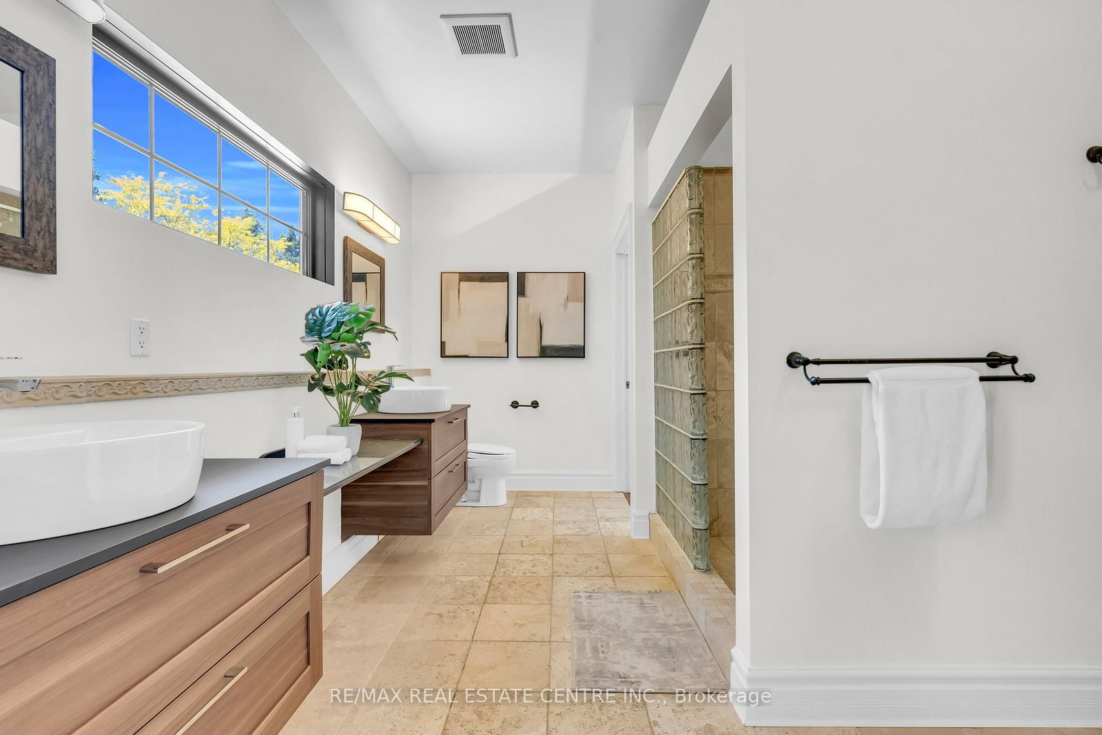 1560 Elgin Road • Thames Centre, ON photo 28
