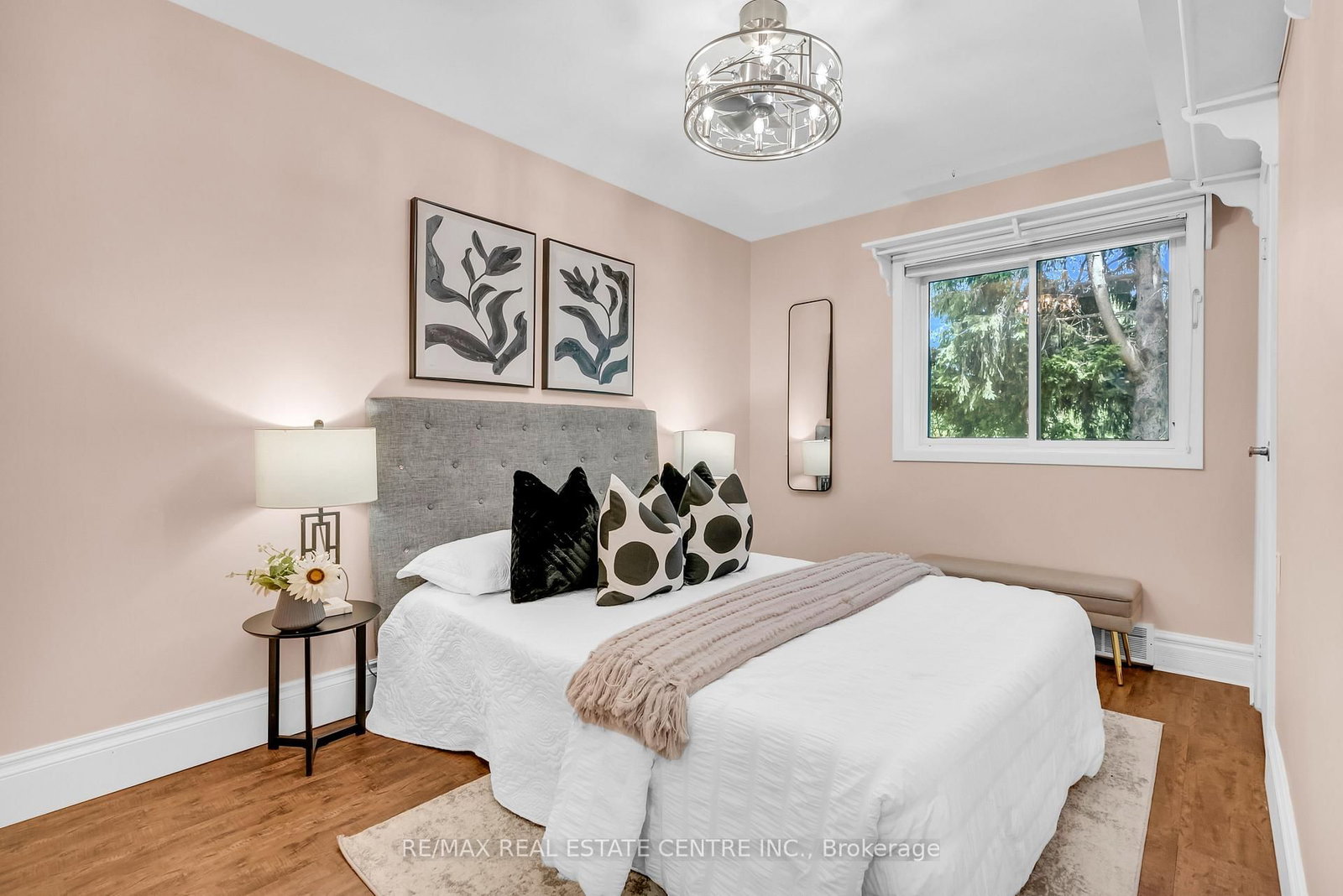 1560 Elgin Road • Thames Centre, ON photo 34