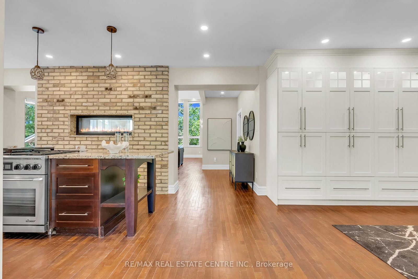 1560 Elgin Road • Thames Centre, ON photo 9
