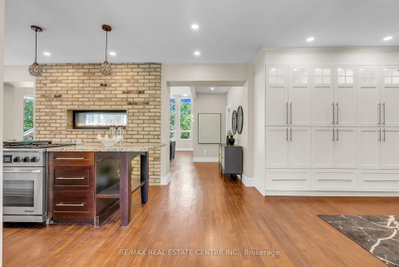 1560 Elgin Road • Thames Centre, ON photo 9