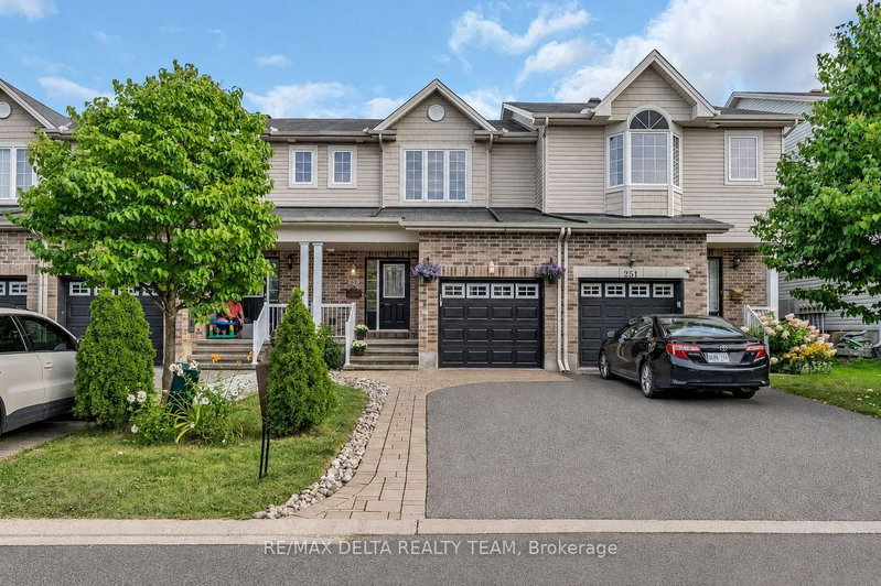 253 Cityview Crescent