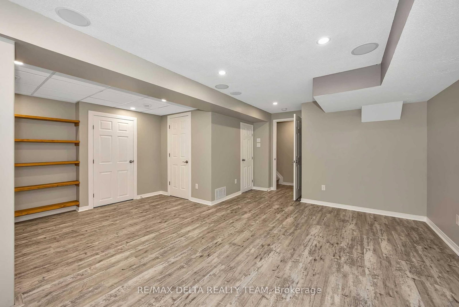 253 Cityview Crescent • Ottawa, ON photo 37