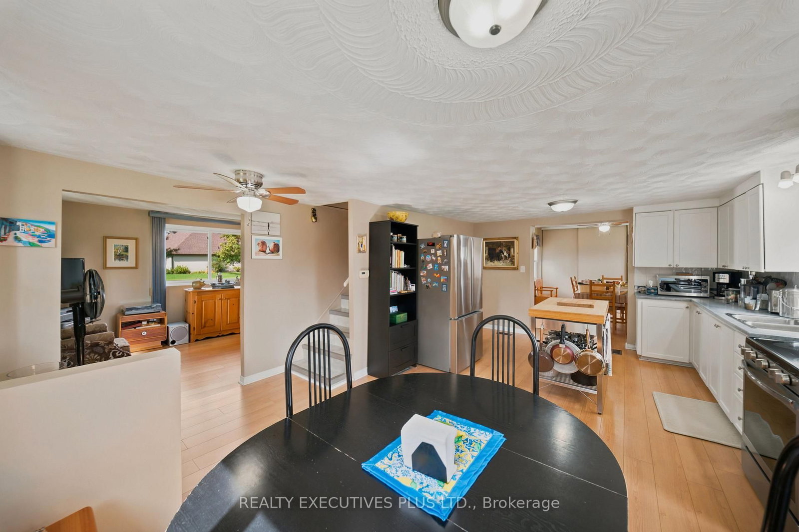 3705 Champlain Street E • Clarence-Rockland, ON photo 11