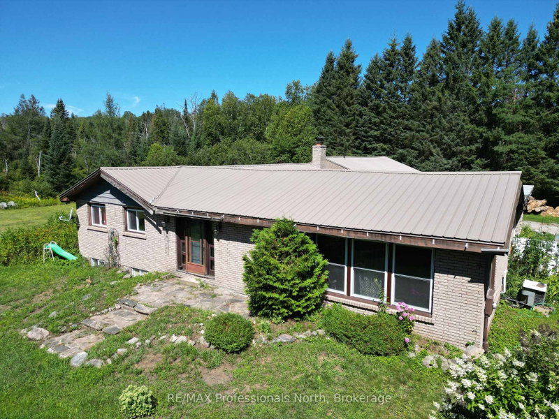 8111 County Road 503, Minden Hills