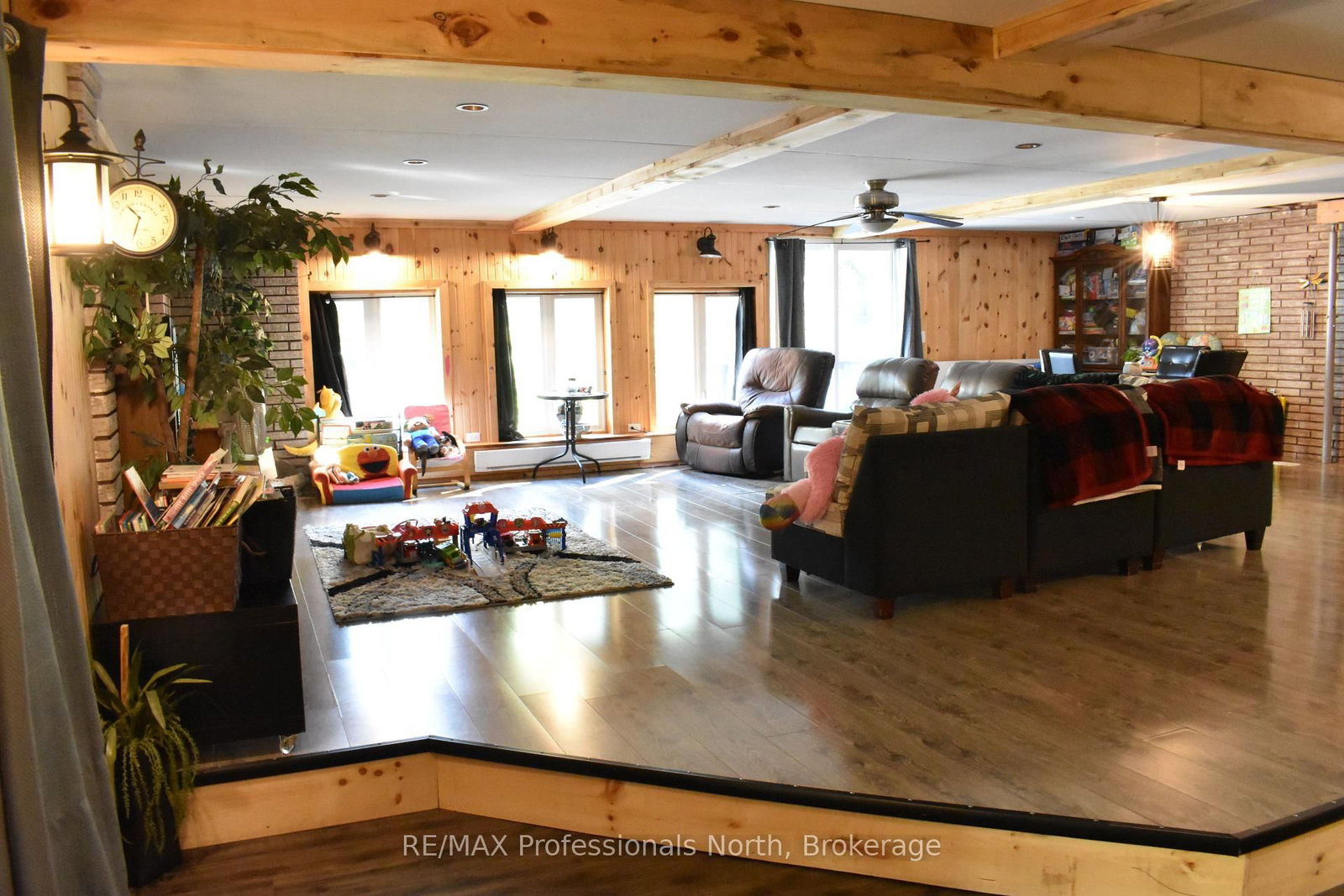 8111 County Road 503 • Minden Hills, ON photo 4