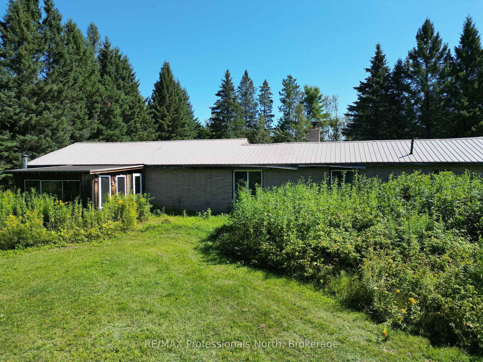 8111 County Road 503 • Minden Hills, ON photo 44