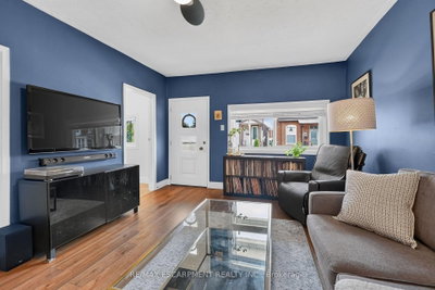 187 Ray Street N • Hamilton, ON photo 8