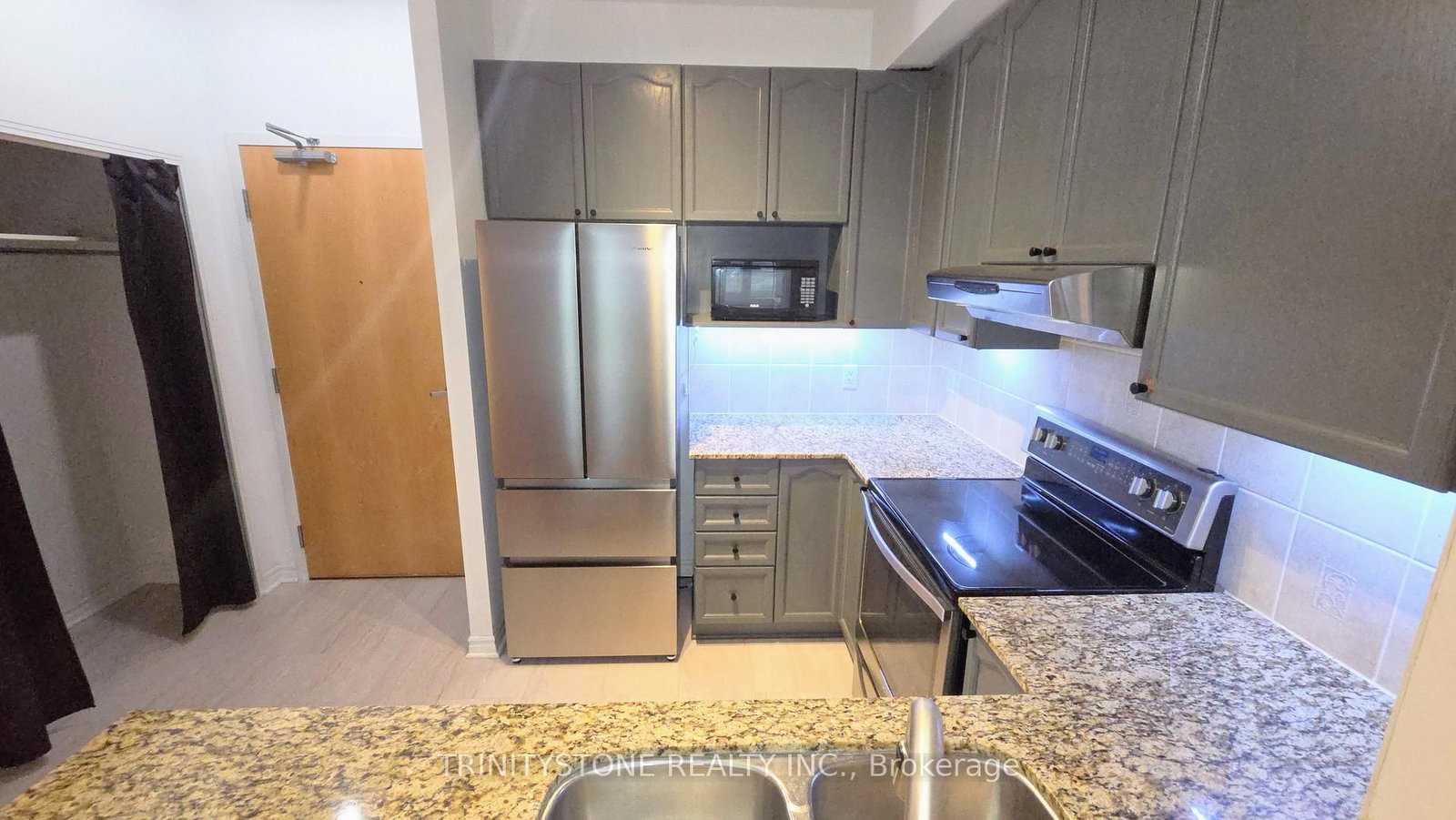 205 Bolton Street • #121 • Ottawa, ON photo 10