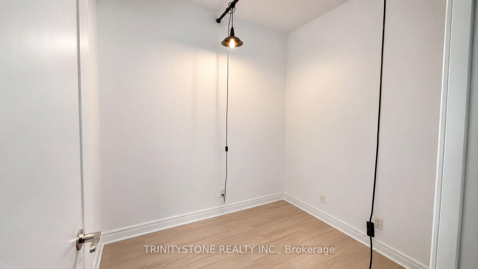 205 Bolton Street • #121 • Ottawa, ON photo 16