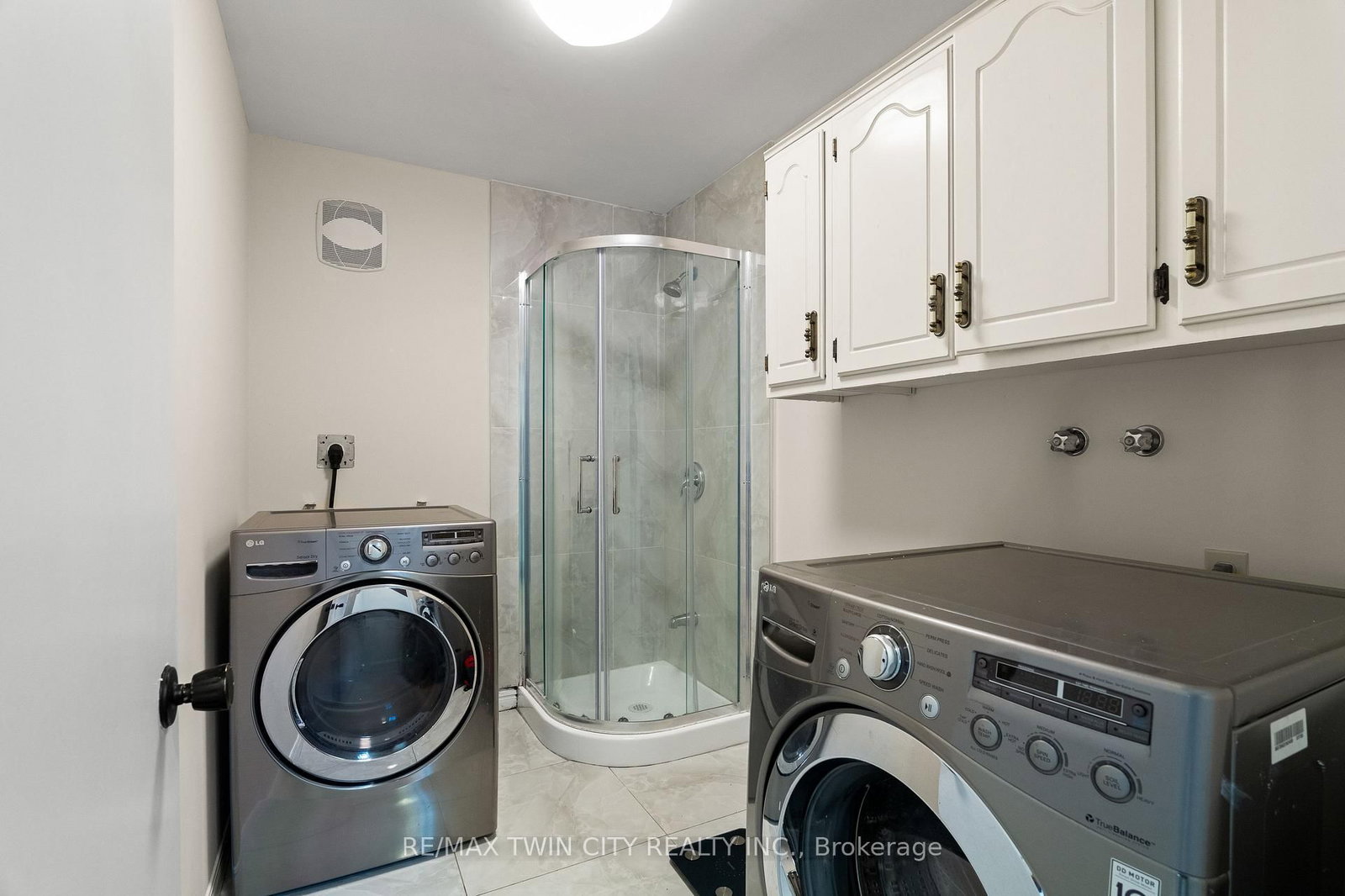 57 Yellow Birch Drive • Kitchener, ON photo 15