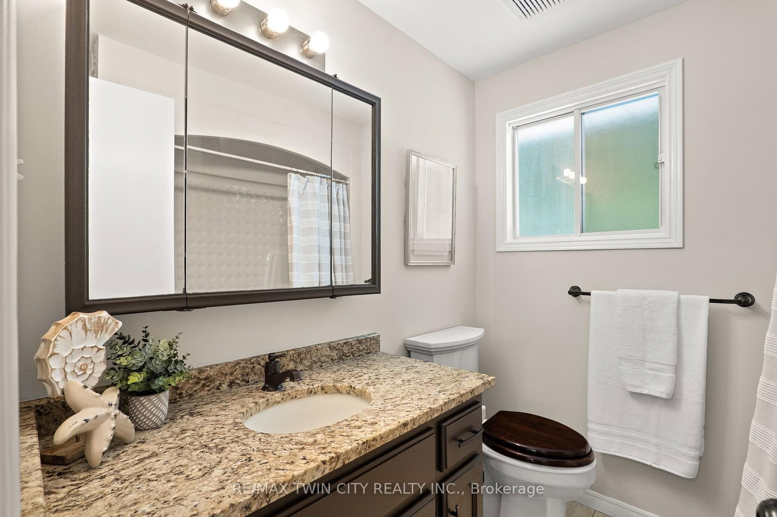 57 Yellow Birch Drive • Kitchener, ON photo 27