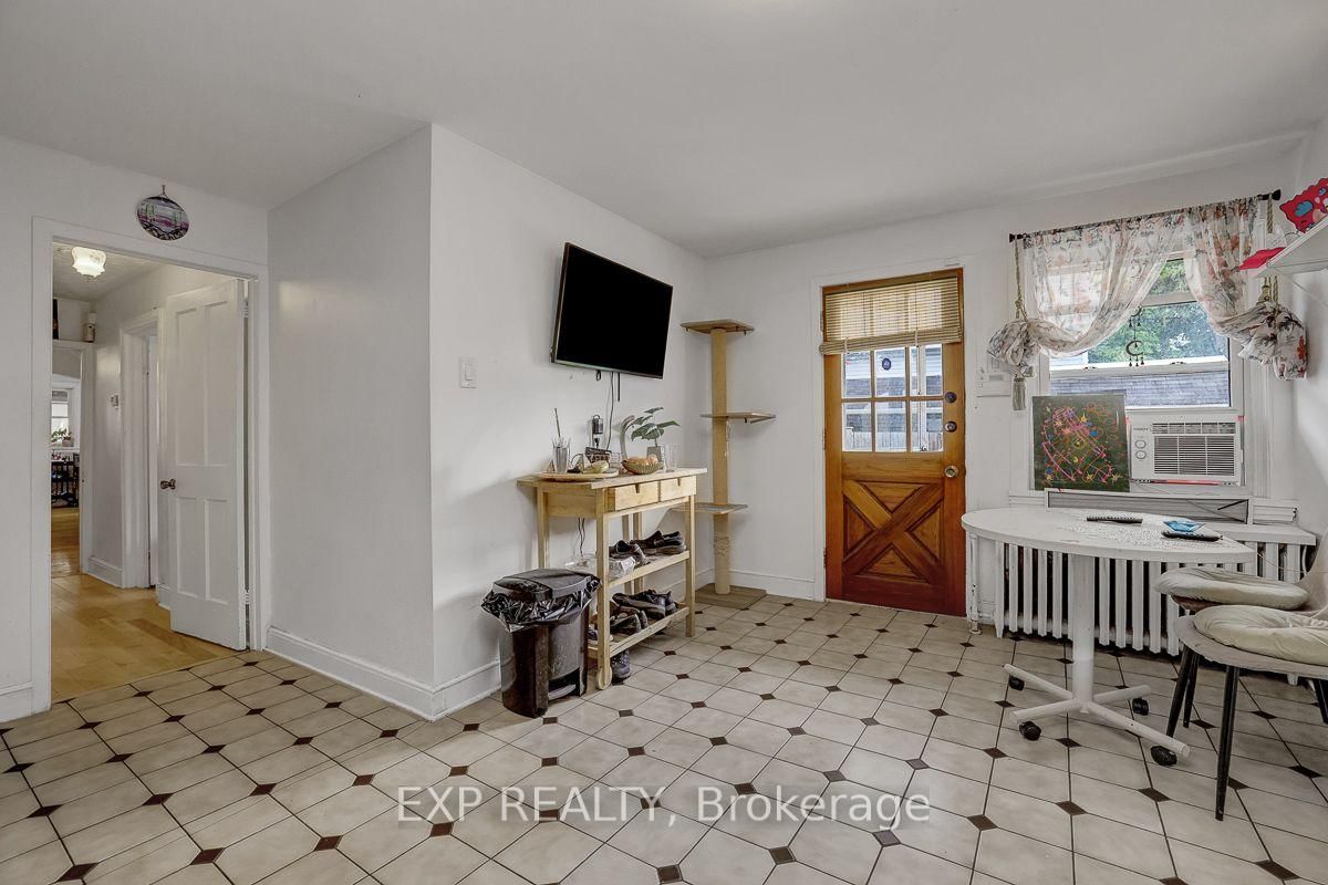 108 Lebreton Street N • Ottawa, ON photo 13