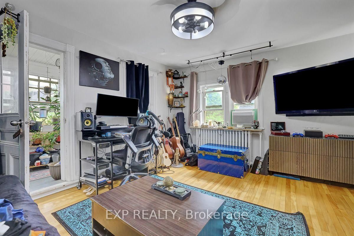 108 Lebreton Street N • Ottawa, ON photo 25