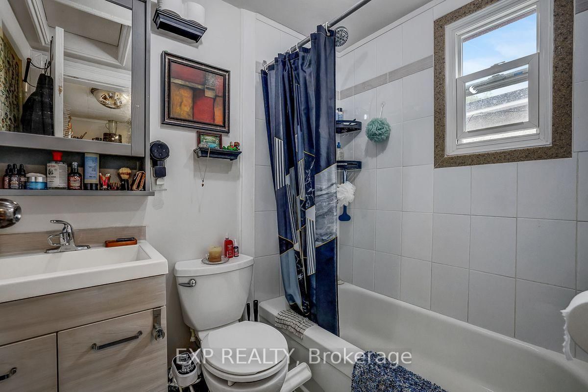 108 Lebreton Street N • Ottawa, ON photo 29