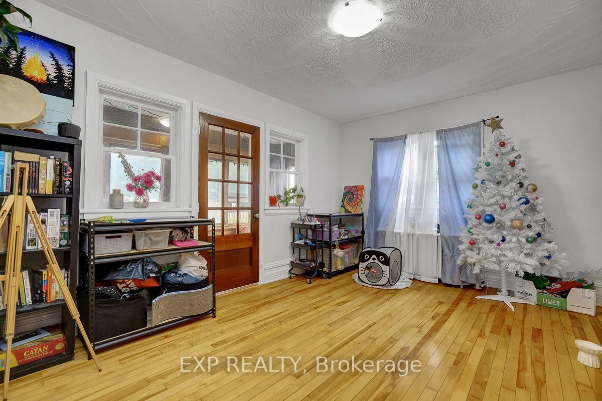 108 Lebreton Street N • Ottawa, ON photo 5