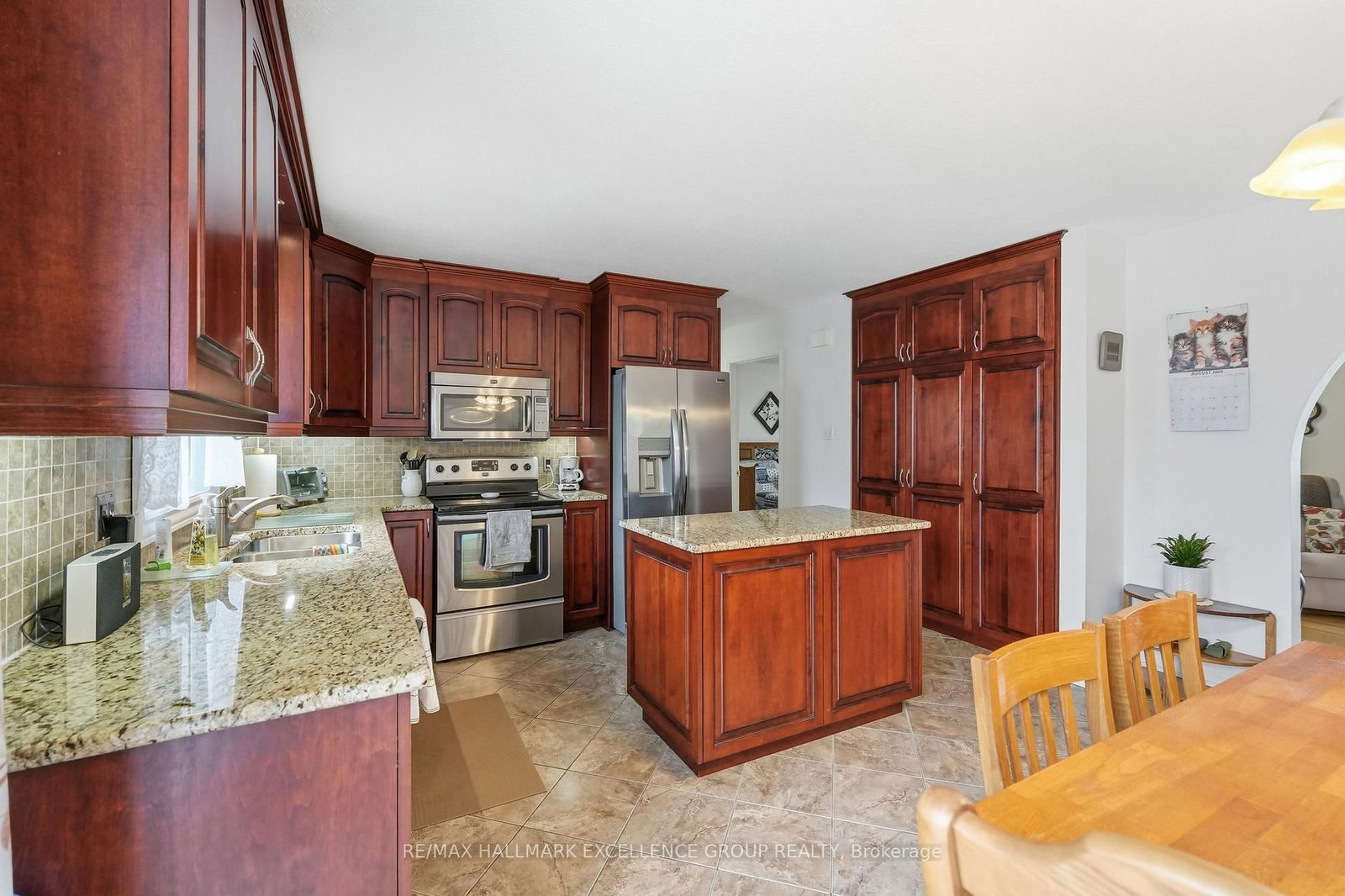 3160 Dunning Road • Sarsfield, ON photo 9