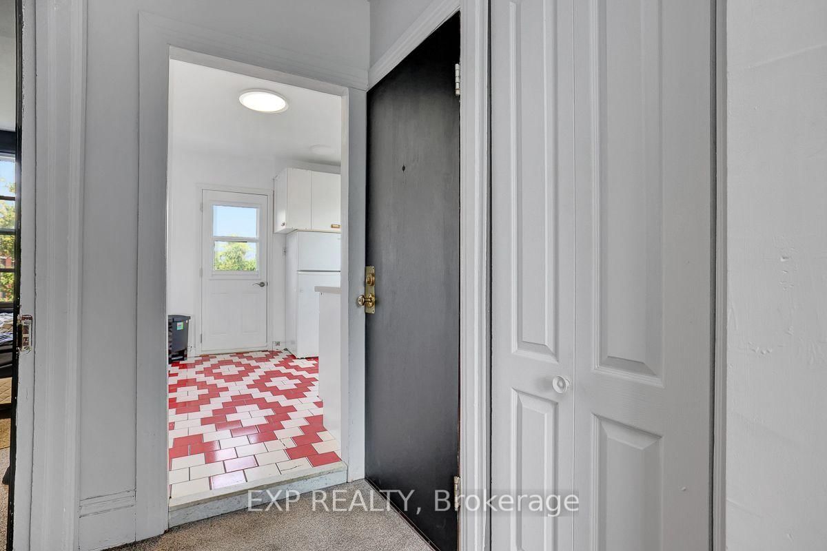 127 Osgoode Street • Ottawa, ON photo 38