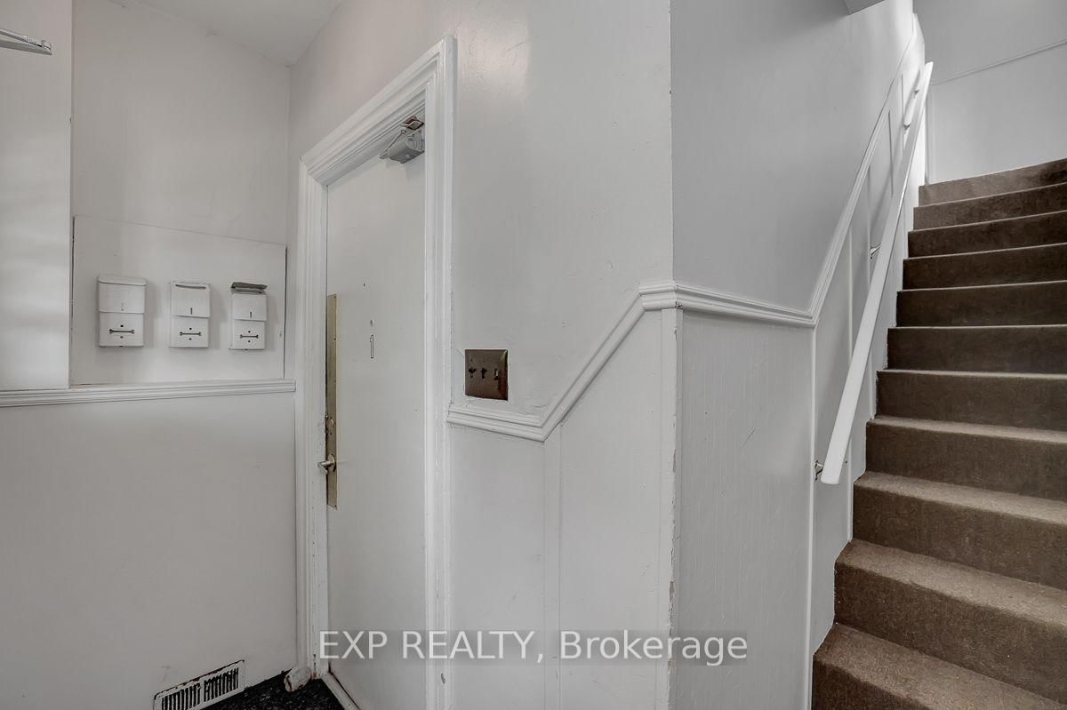 127 Osgoode Street • Ottawa, ON photo 4