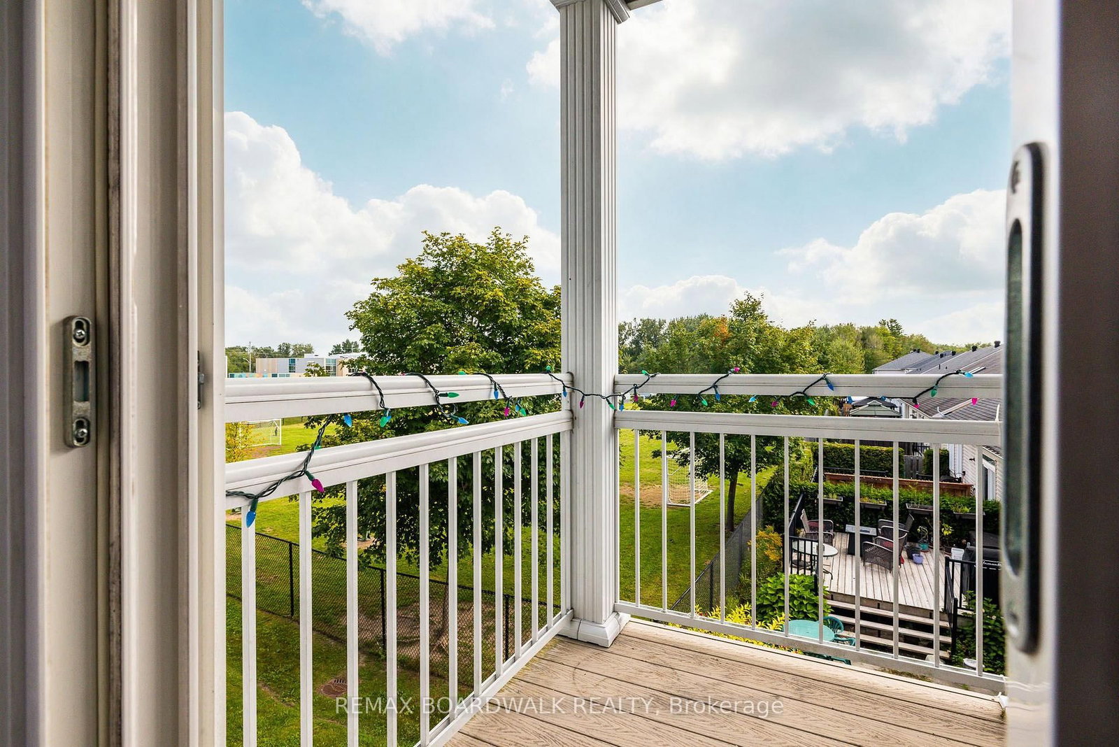 312 Galston Private • Ottawa, ON photo 18