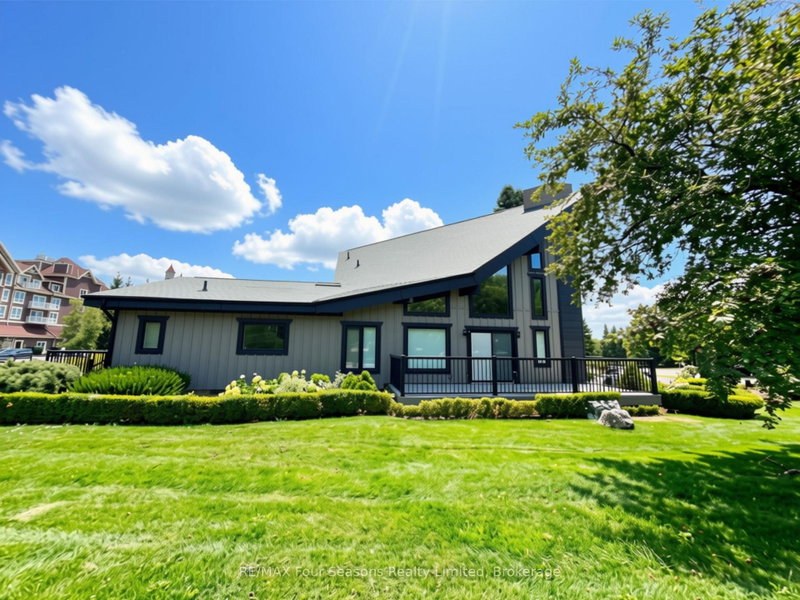 172 Carmichael Crescent