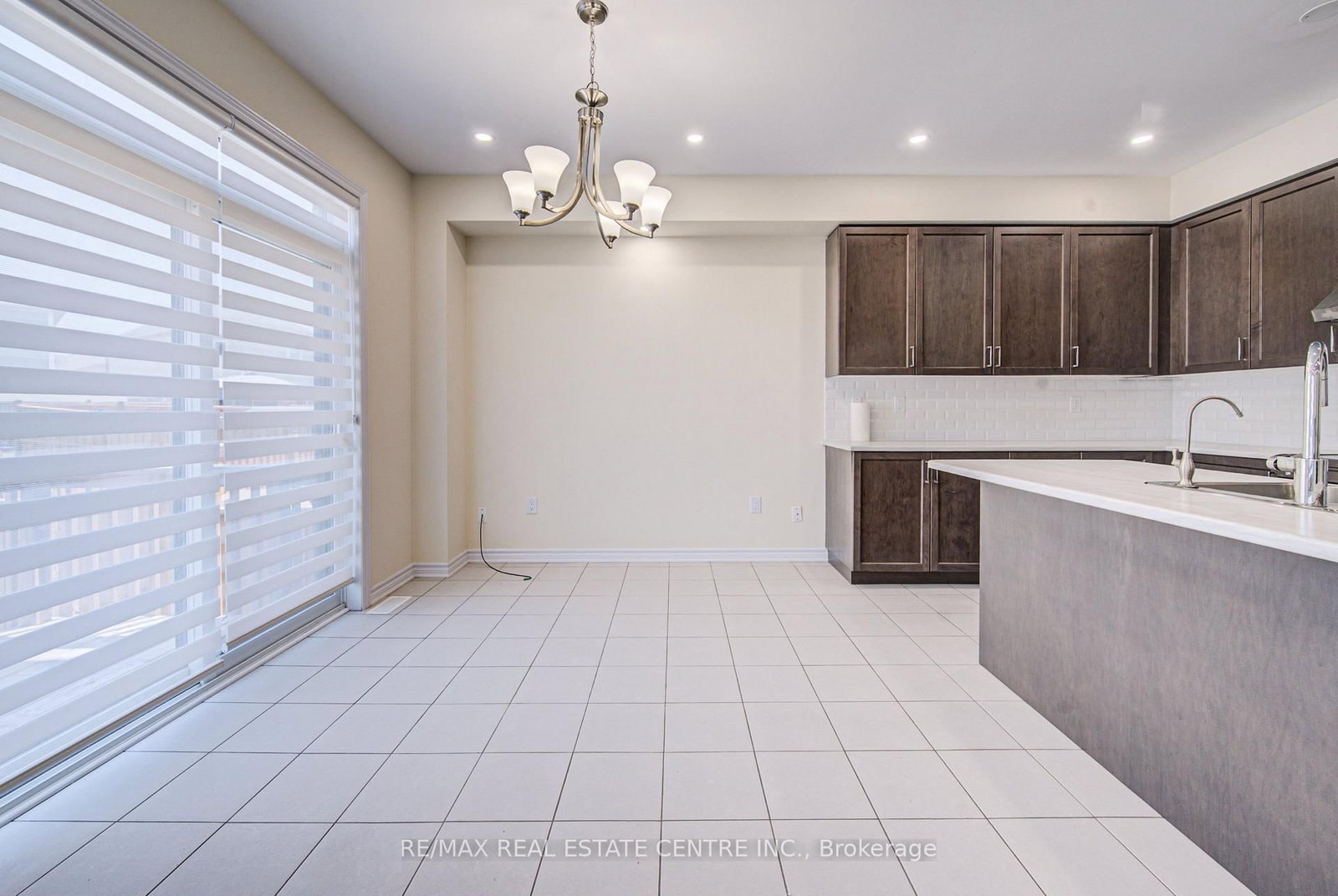 407 Dolman Street • Woolwich, ON photo 11