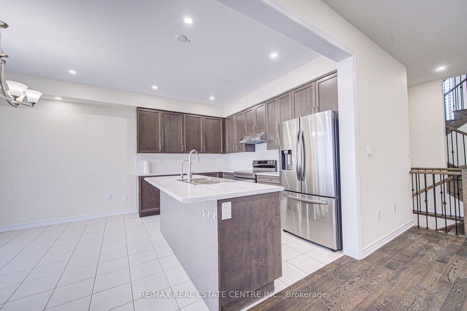 407 Dolman Street • Woolwich, ON photo 17
